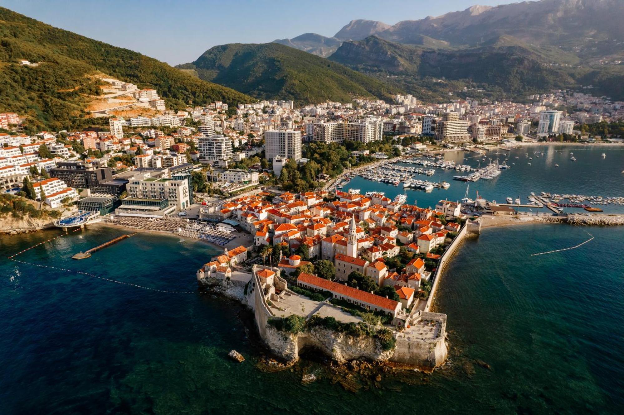 Alessandra Apartments Sveti Stefan Bagian luar foto
