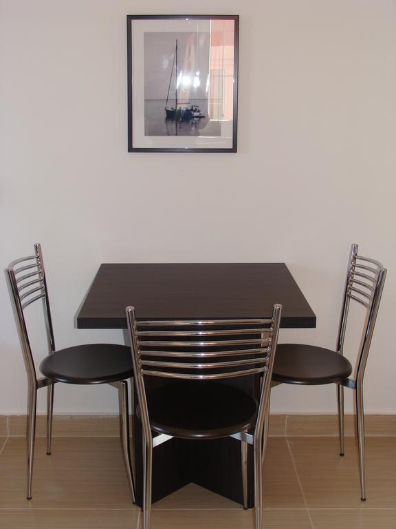 Alessandra Apartments Sveti Stefan Ruang foto