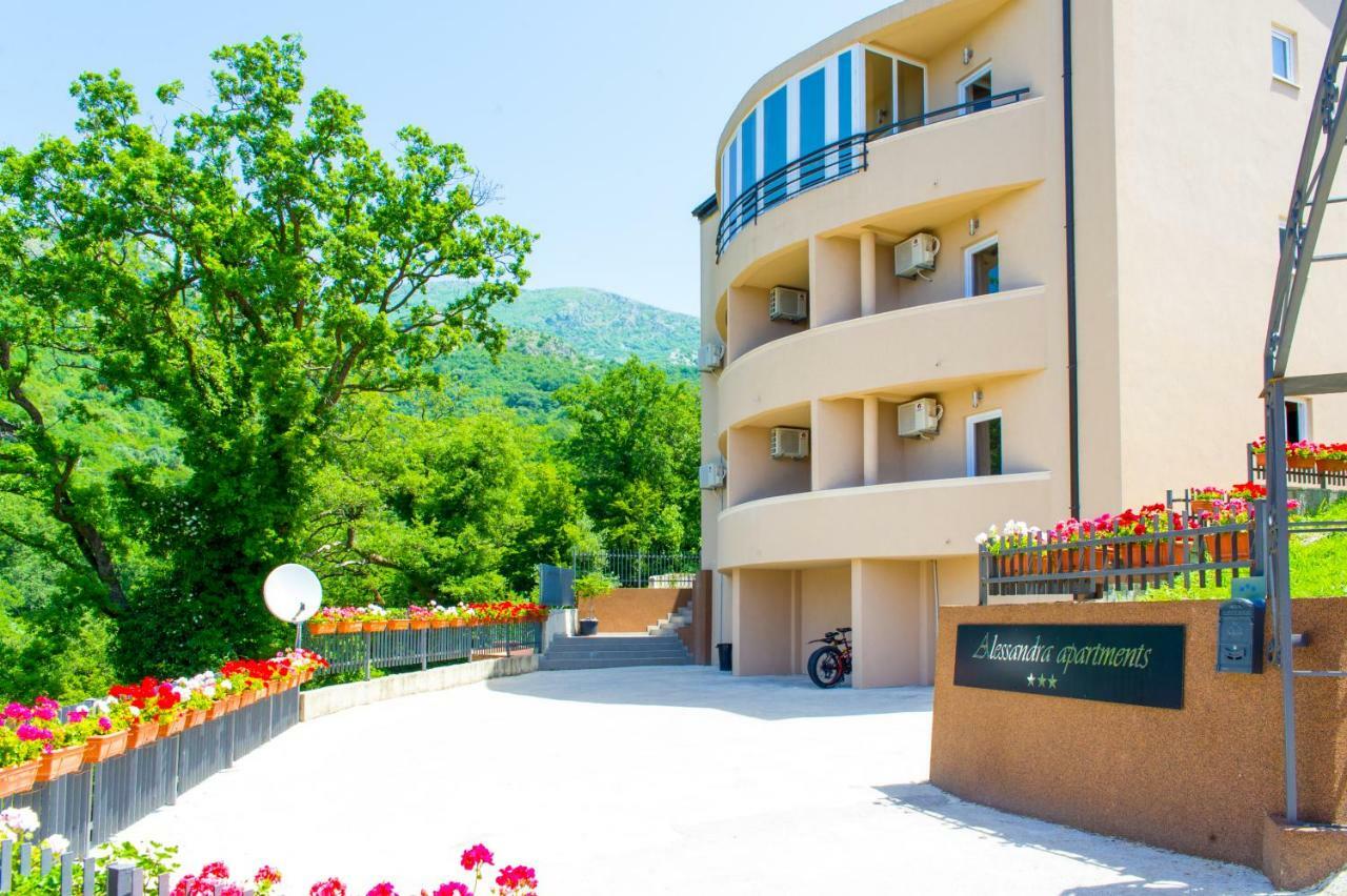 Alessandra Apartments Sveti Stefan Bagian luar foto